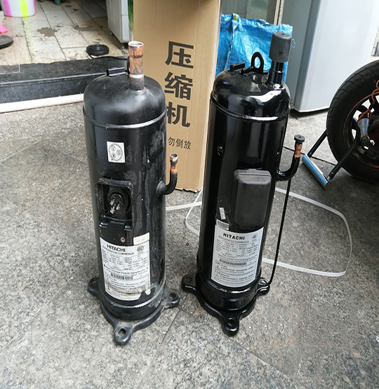 积石山中央空调压缩机的更换维修